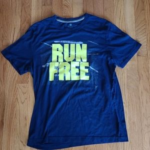 Old Navy Run Free Tee Shirt